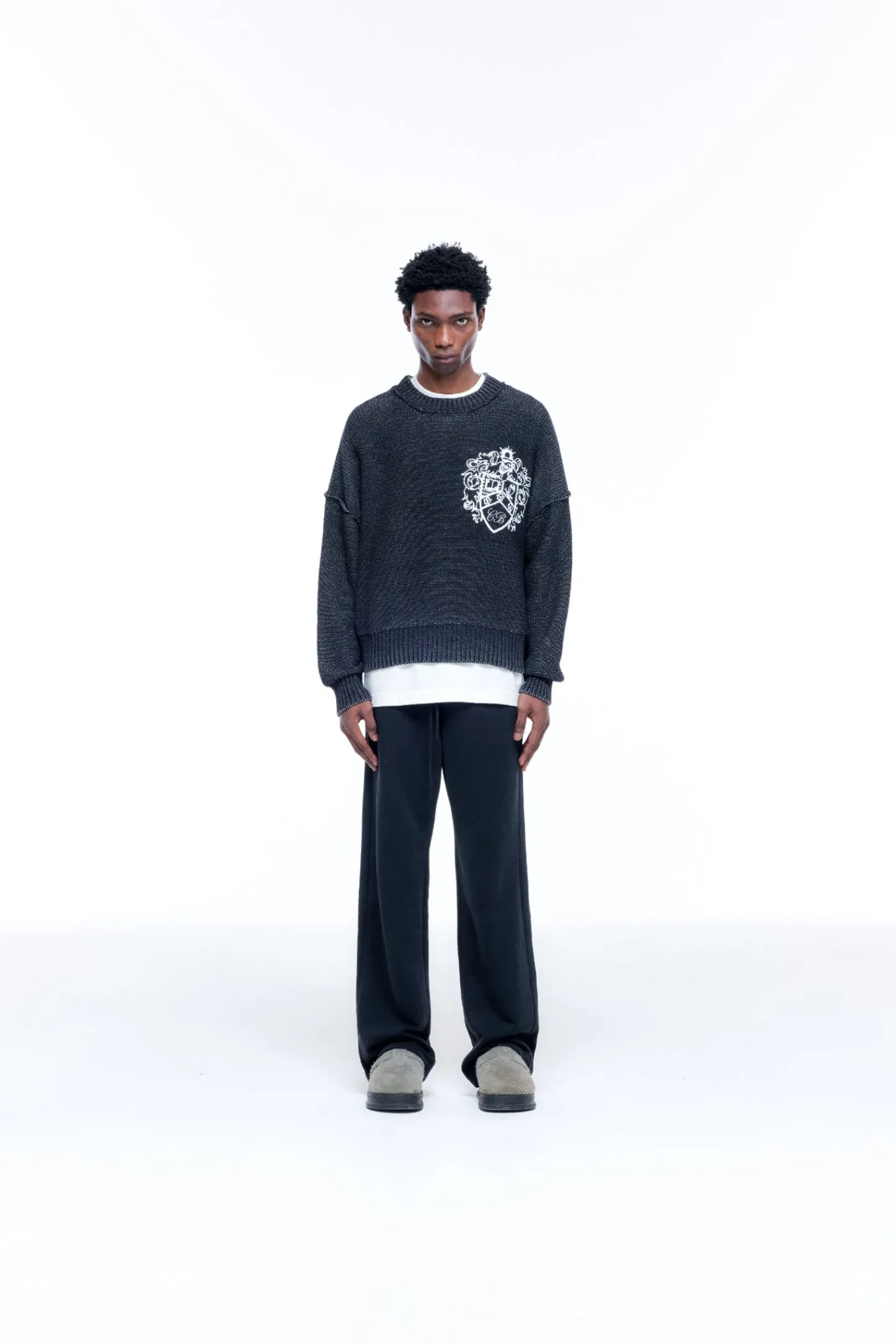 Cole Buxton COLLEGIATE CREST KNIT SWEATER| Knitwear