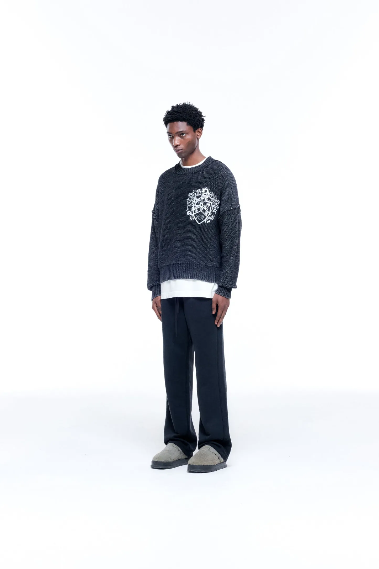 Cole Buxton COLLEGIATE CREST KNIT SWEATER| Knitwear
