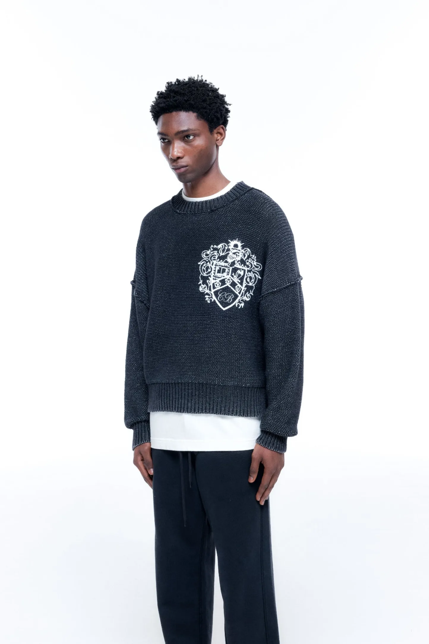 Cole Buxton COLLEGIATE CREST KNIT SWEATER| Knitwear