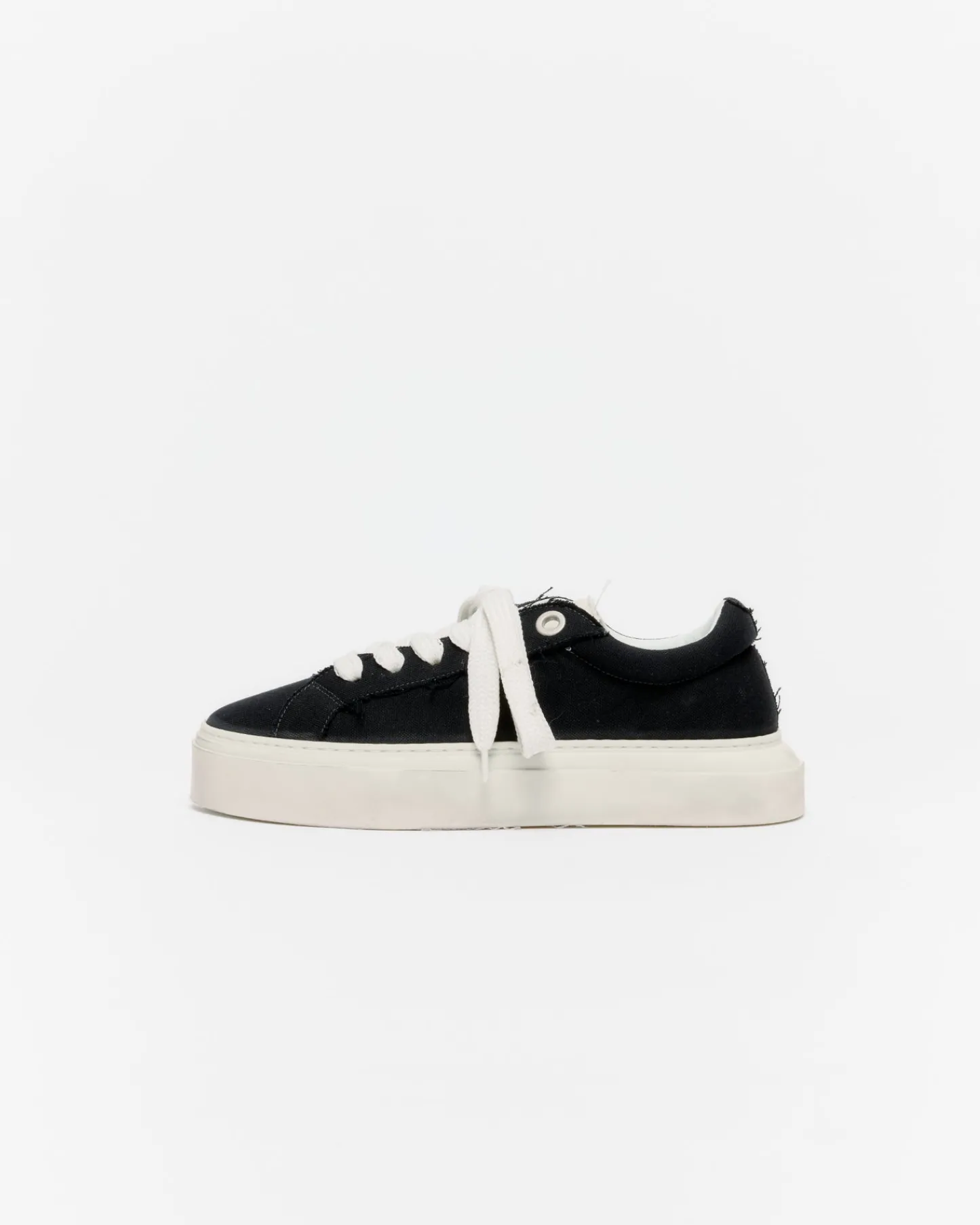 Cole Buxton THE VINTAGE WILSON SNEAKER| Footwear
